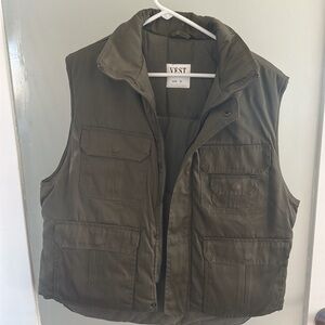 Men’s Medium Olive Green Vest